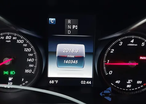 2016 Mercedes-Benz C 300 4Matic из США, поврежденный, VIN 55SWF4KB9GU169796